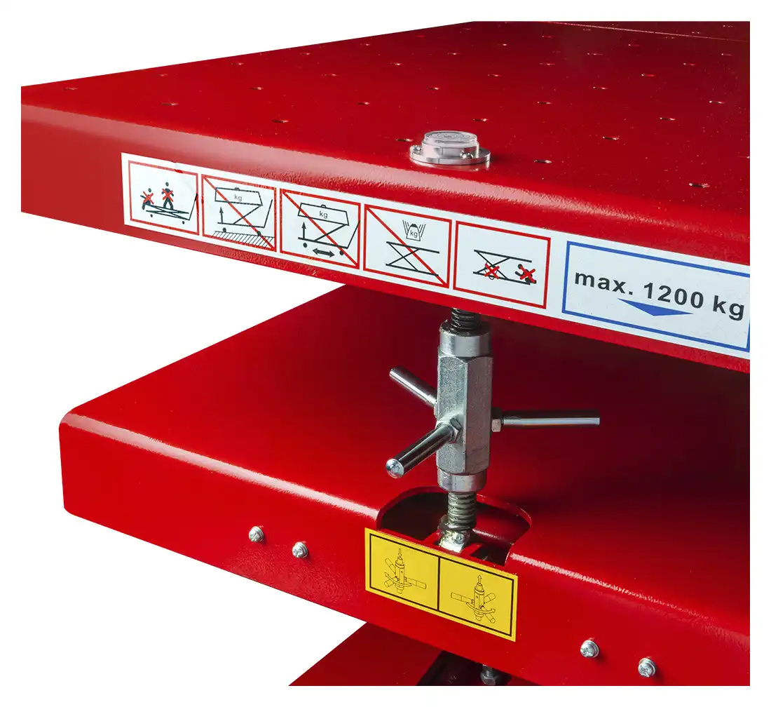 table-elevatrice-1200-kg-batterie-moteurs-transmissions-voiture-reparation-mecanique12